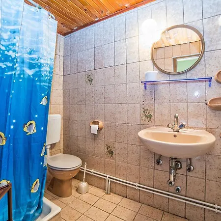 Apartments Lucica 3119 Rab Town